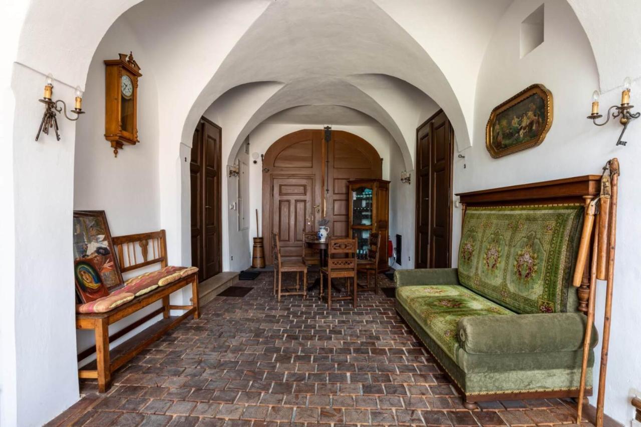 Ambrožův dvůr - Barokní appartment Pouzdrany Exterior foto